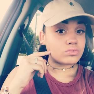 Meet your Posher, Paris